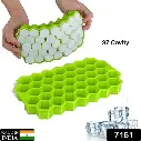 ❄️ Flexible Silicone Ice Cube Tray – 37 Cavity Honeycomb Design