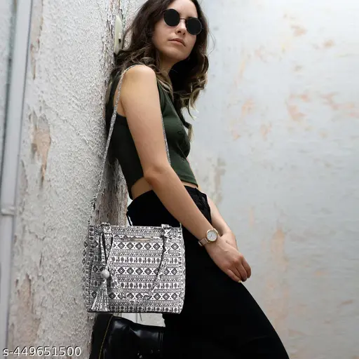 👜 Leades Printed PU Handbag